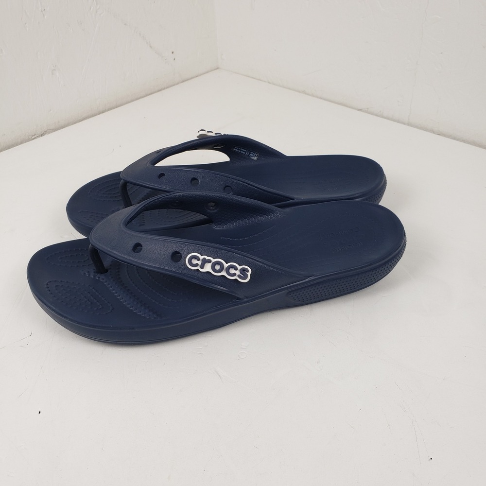 Crocs Classic V2 Flip Flop Navy Blue Sandals Mens 8 Womens 10 Thong Sandals - Picture 3 of 7